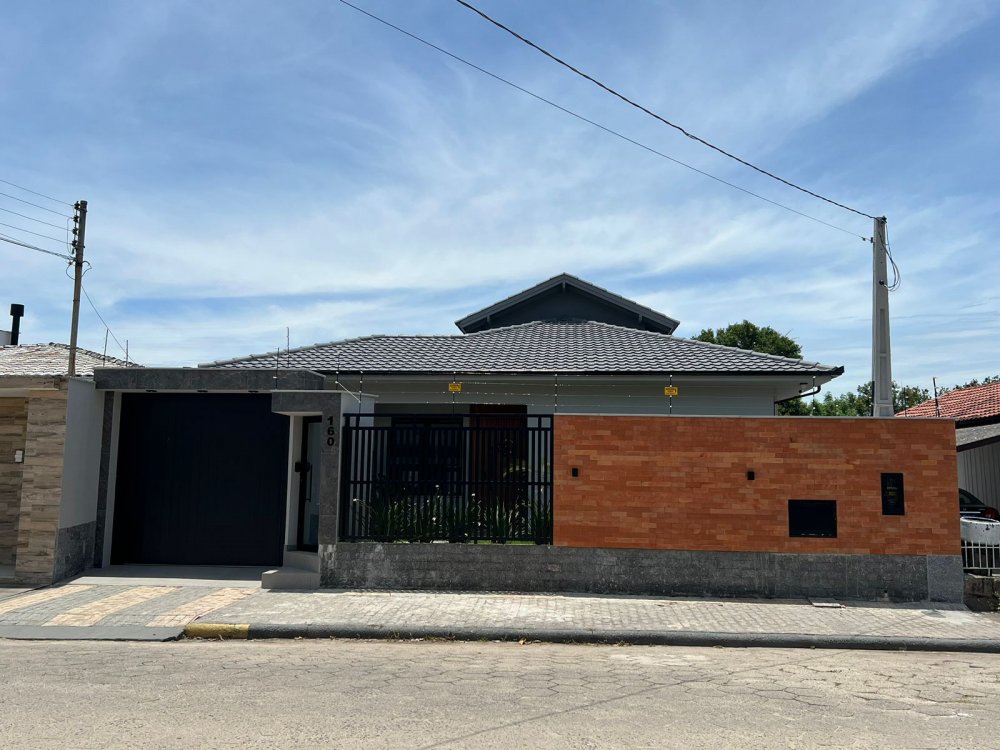 Casa - Venda - Revoredo - Tubarão - SC