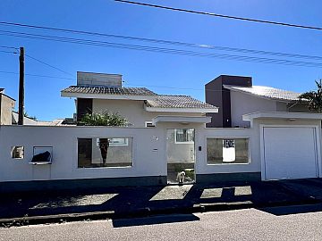 Casa de Alvenaria - Parque das Palmeiras